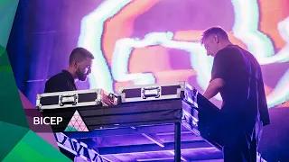 bicep glue u0026 apricots glastonbury 2022