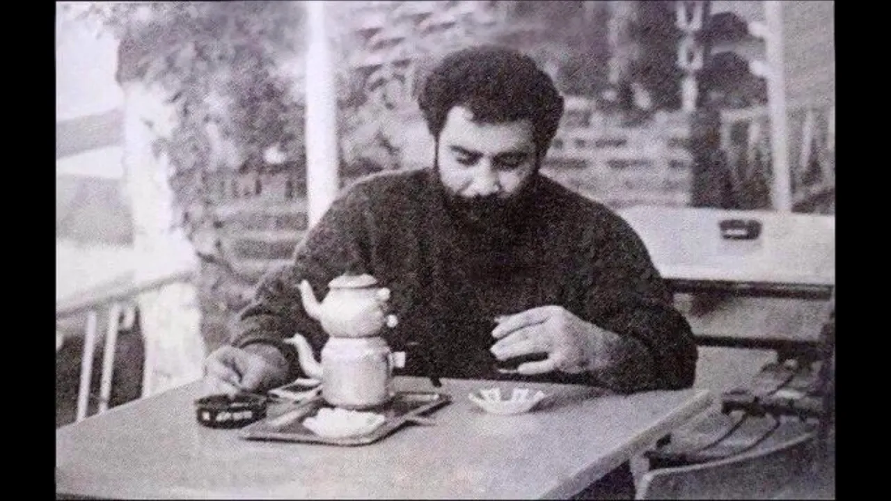 Ahmet Kaya - Rakı Koydum Fincana (Mican) Ahmet Kaya - Rakı Koydum Fincana (Mican)