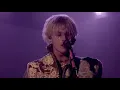 Lagu Machine Gun Kelly - forget me too (Live at The Roxy)