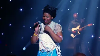 siyayazi live at joburg theatre