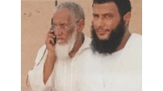 والد العلامة محمد الحسن الددو على فراش المرض نسألكم الدعاء له 