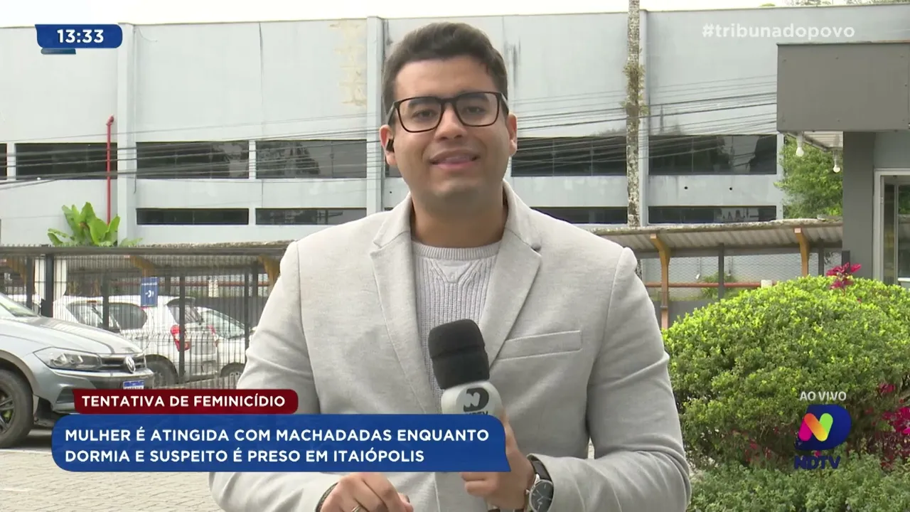 Tentativa de feminicídio: mulher é atingida com machadadas enquanto dormia