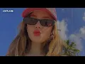 J Balvin - Azul (Letra) | ese cuerpito que tú tienes traje de baño chiquitito te queda