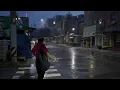 Download Lagu [4K Rain Walk] Rain Walking Before the Dawn. The sound of the morning rain wets my heart.