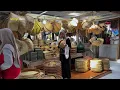 Download Lagu Kalau ke pasar suka khilaf pinginnya semua di beli , beli baju, beli perhiasan, perabot dapur 