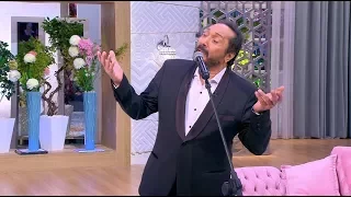 إيدك خليها ف إيدي انا طفل كبير علي الحجار يبهر الجميع بإحساسه في أغنية عارفة 