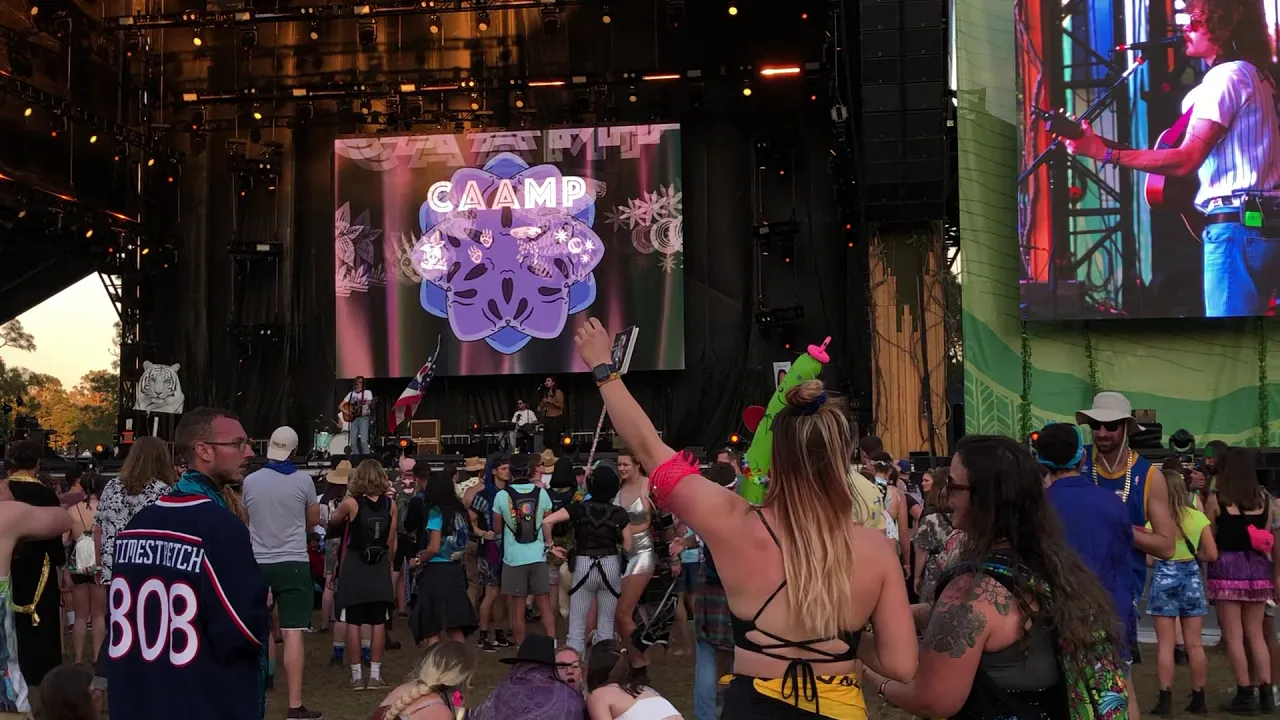 Hey Joe - Caamp (Live Okeechobee Fest 2020 - Day 2: 3/6/20) Hey Joe - Caamp (Live Okeechobee Fest 2020 - Day 2: 3/6/20)