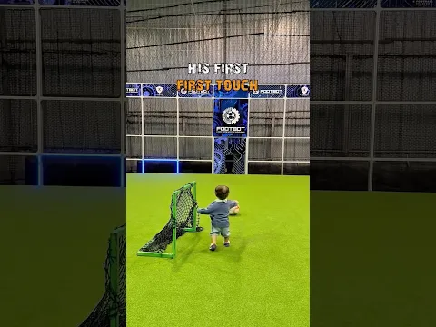 Your First Touch Decides Everything 📉⚽️#skills #technique #sporttech