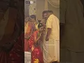 Download Lagu അച്ഛന്റെ കാല് തൊട്ട് അനുഗ്രഹം വാങ്ങി അരുൺ മുരളീധരന്റെ വധു നന്ദന🥰 #arunmuraleedharanmusical #shorts