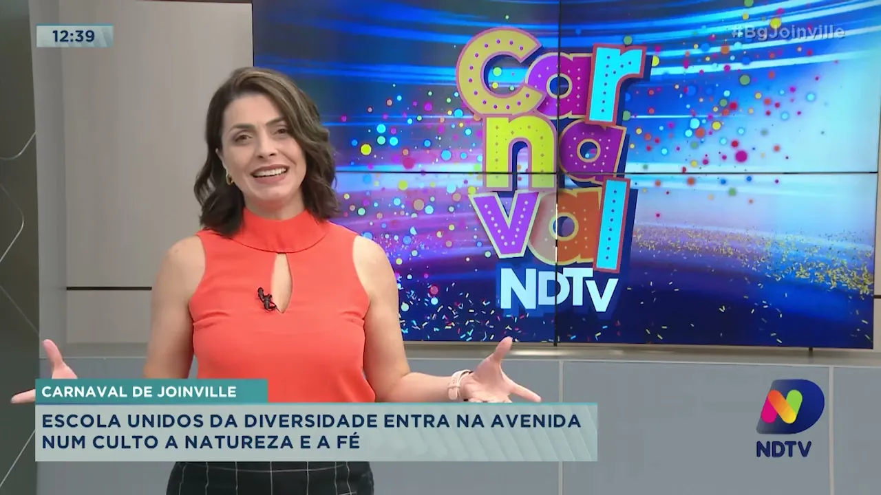 Carnaval de Joinville: Escola Unidos da Diversidade entra na avenida num culto a natureza e a fé