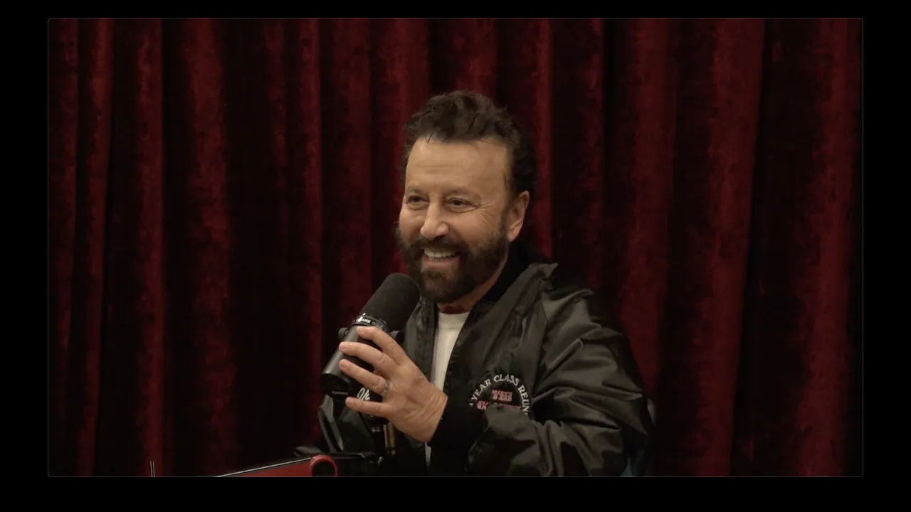 Joe Rogan Experience #2557 - Yakov Smirnoff