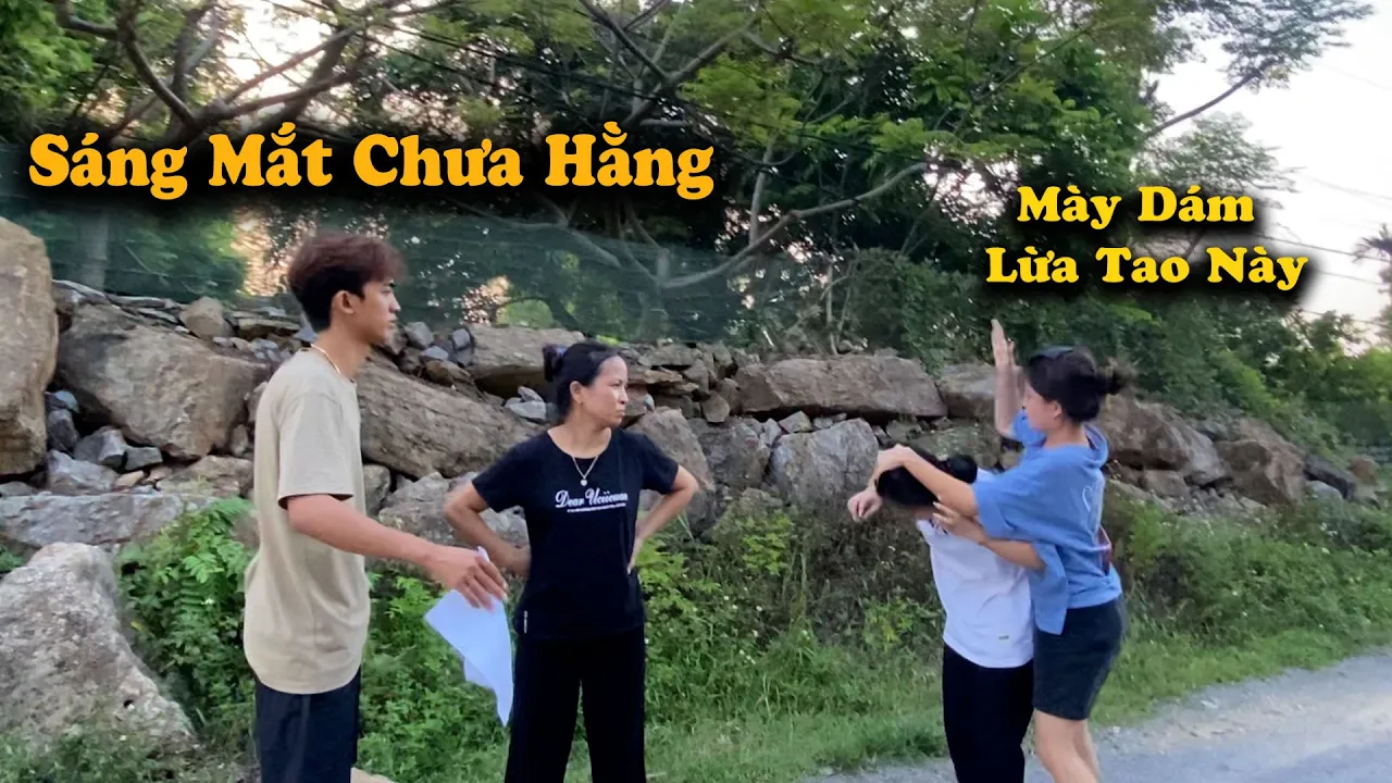 Hằng Túm Đầu Con Trang Vả Khi Biết Nó Lừa Dối Mang Bầu Với Biển !
