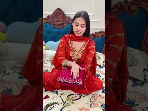 designer sarees with beads work on border 🤩