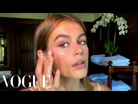 Kaia Gerbers Guide to Face Sculpting and SunKissed Makeup Beauty Secrets Vogue