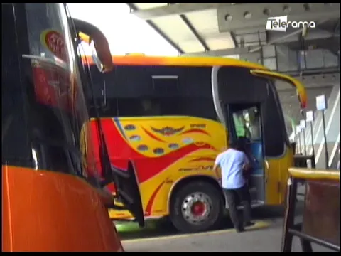 COE Nacional incrementa al 75% el aforo en transporte interprovincial e intercantonal