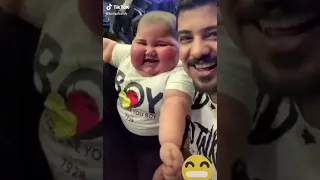 حسوني ابو الدجاج الطفل السمين 