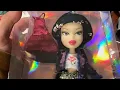 Bratz Kumi Doll review Box Opening