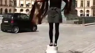 بتحدى كل الاعمار من السبعه حتى التسعين 