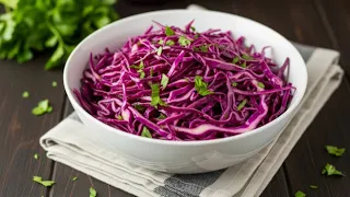 HEALTHY Raw Purple Cabbage Salad Recipe (HOW to Make Cabbage Salad with Vinegar)
