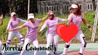 Senam kreasi pantura sing penting tarling by koreo aerobic comunity