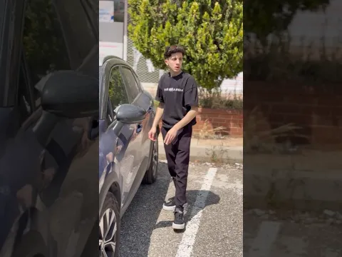 شو رأيكم بالمعلم 🥺 ‏هذا الجزء الأول والثاني إذا حبيته أنزل جزء الثالث ￼🙄