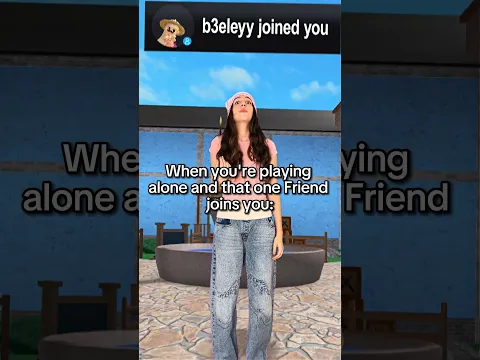 Playing Roblox alone vs with your Friend..😏