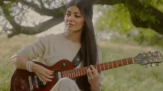 Minoram Gharibe Siavash Ghomayshi Ebi Littles Cover غریبه مینرام ابی لیتلز 