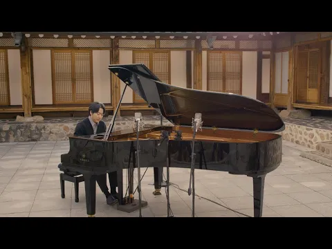 Download MP3 Yiruma - May Be + Kiss The Rain + River Flows In You | kiwa LIVE session