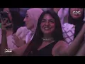 Download Lagu غنيلي شوي شوي - حلاوة صوت الجمهور وهو بيغني  -  بالحان امين بودشار