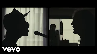 Leiva - Caída Libre (Video Oficial) ft. Robe