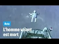 Download Lagu L' athlète Felix Baumgartner s'écrase dans une piscine