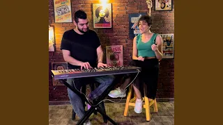 صباحك ضحكة بتسكر 