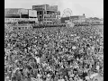 Download Lagu Striking Vintage Photographs Capture Everyday Life in New York City in the Late 1930s and Early ’40s