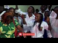 Fr Touby Ntumba chante Mukalenga wa Dialu en feat avec Fiston Gloire Mamba  en Concert Bonne Semence