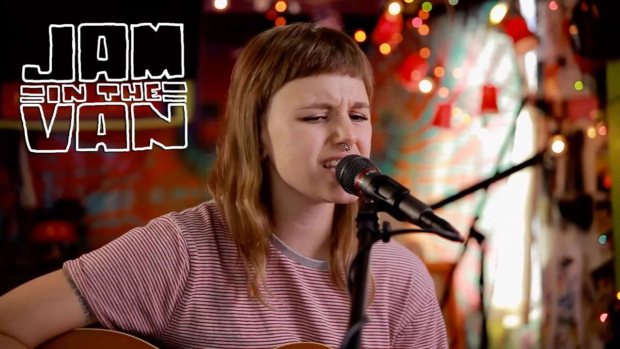 CAT CLYDE - "Chimes in the Night" (Live at JITV HQ in Los Angeles, CA 2017) #JAMINTHEVAN