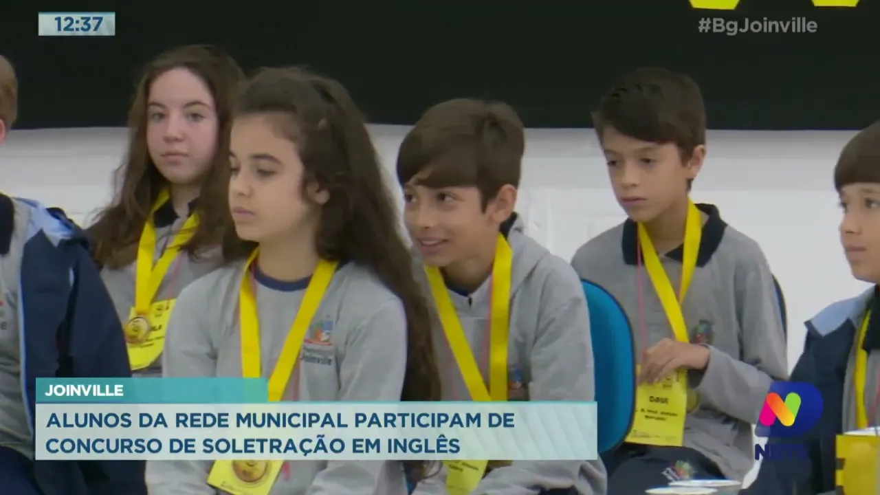 Joinville: alunos da rede municipal participam de concurso de soletração em inglês