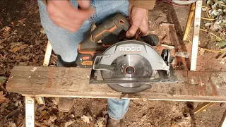 HOW TO USE A SKILLSAW