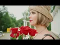 LA MUCHACHA DE LOS OJOS TRISTES