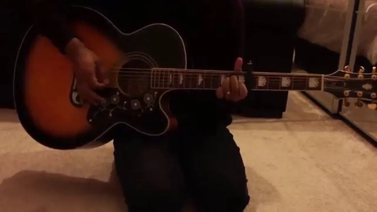 MMG - Wet Wet Wet - Love is All Around (guitar cover)