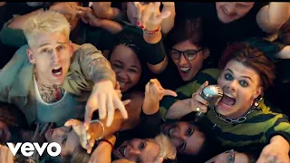 Machine Gun Kelly - I Think I m OKAY