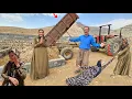 Download Lagu Van dakloosheid naar hoop: een grote droom voor Zuleikha en haar dochters