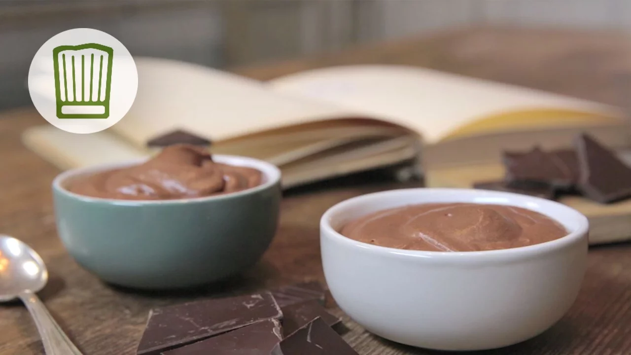 Mousse au chocolat-without eggs/ohne Eier. 