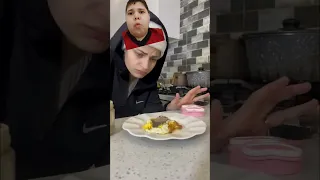 Green Screenبهيج المبهج يضحك على ام سيف ونانو مع الشاشه الخضراء شاشه الشاشة اللحظية Green Screen 