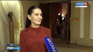 На сцене театра куклы, актёра и маски «Арлекин» омичи смогли увидеть уникальное представление