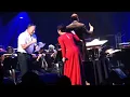 Lea Salonga's standing ovation performance of A Whole New World w/ Glenn Ritchie an audience member