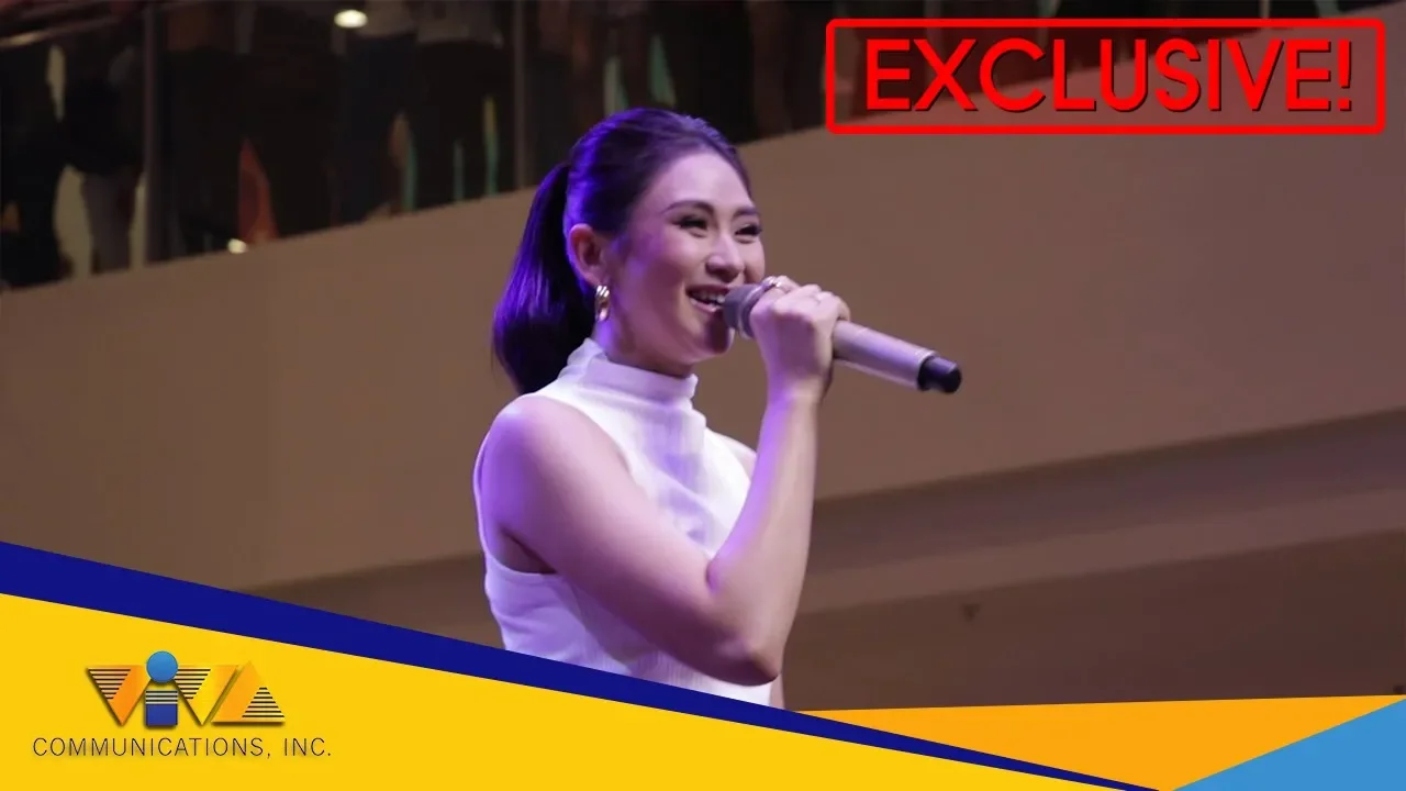 [Concert-like performance] Sarah Geronimo belts out "Isa pang araw" at the Miss Granny Mall show!