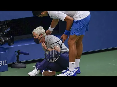 Tennis : Novak Djokovic disqualifié de l'US Open pour avoir envoyé une balle sur une juge de ligne - YouTube thumbnail