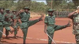 chenja kali za jeshini ikiwa na mashairi yake lyrics vijana wa operation uchumi wa kati