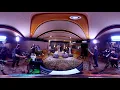 Ade Govinda feat Fadly - Cukup Lebih Baik (360 VR)