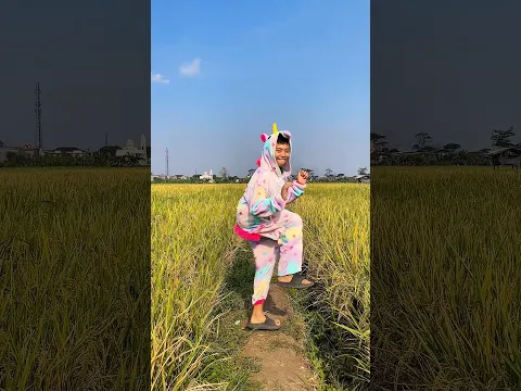 KUDA PONI BER4K DI SAWAH😂🤣 #shorts #reels #funny #comedy #lucu #komedi